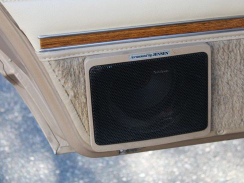 Used 1990 Jeep Grand Wagoneer image 73