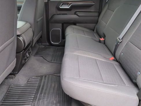 Certified 2022 Chevrolet Silverado 1500 LT AWD/4WD image 23