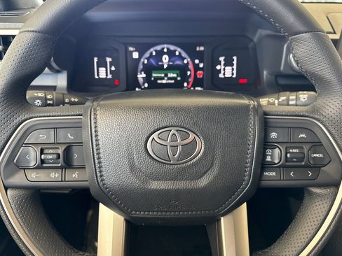 New 2026 Toyota 4Runner SR5 RWD image 24