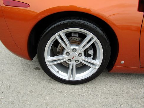 Used 2008 Chevrolet Corvette Convertible w/ Preferred Equipment Group RWD image 23