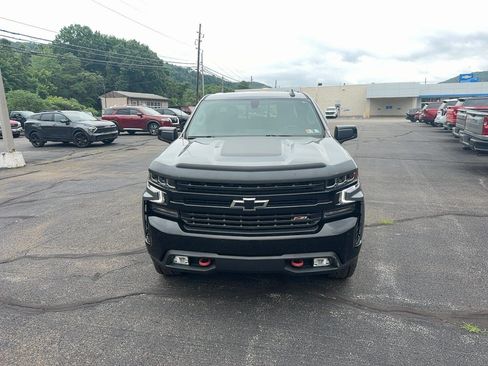 Used 2021 Chevrolet Silverado 1500 LT Trail Boss w/ Convenience Package II AWD/4WD image 2