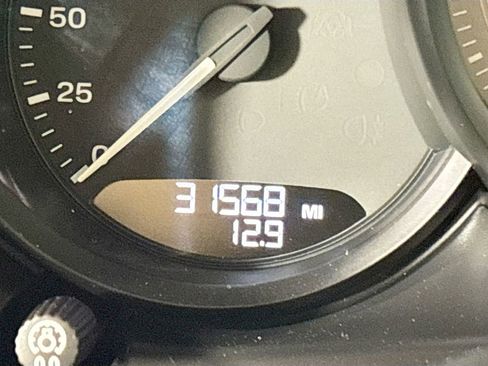 Used 2023 Porsche Macan S image 14