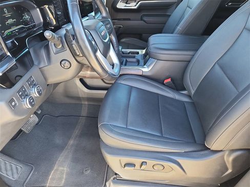 Used 2023 GMC Sierra 1500 SLT w/ SLT Convenience Package image 8