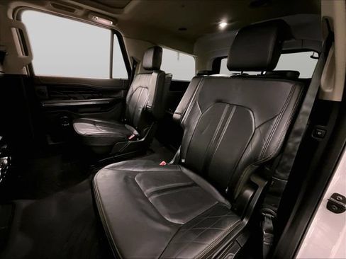 Used 2019 Ford Expedition Platinum AWD/4WD image 26