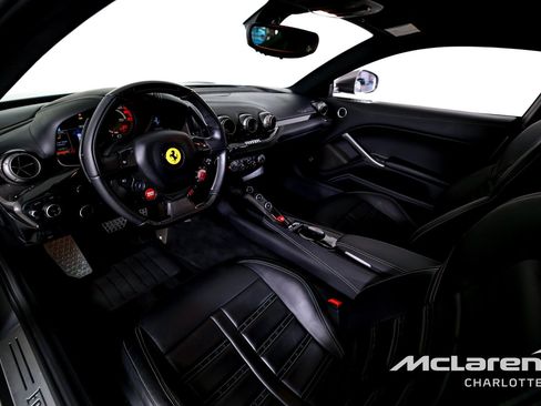 Used 2016 Ferrari F12 Berlinetta RWD image 12
