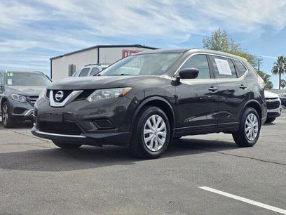 Used 2016 Nissan Rogue S w/ S Family Package