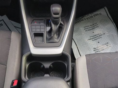 Certified 2021 Toyota RAV4 XLE AWD/4WD image 15