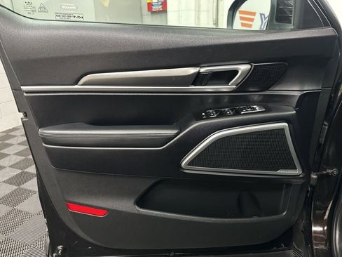 Used 2022 Kia Telluride S image 17