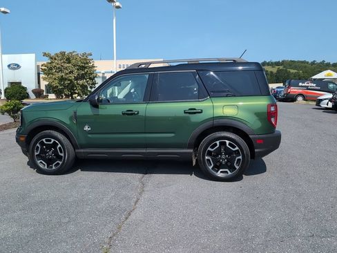 Used 2024 Ford Bronco Sport Outer Banks w/ Tech Package AWD/4WD image 8