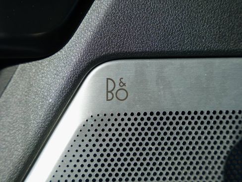 Used 2024 Ford F150 Platinum image 31