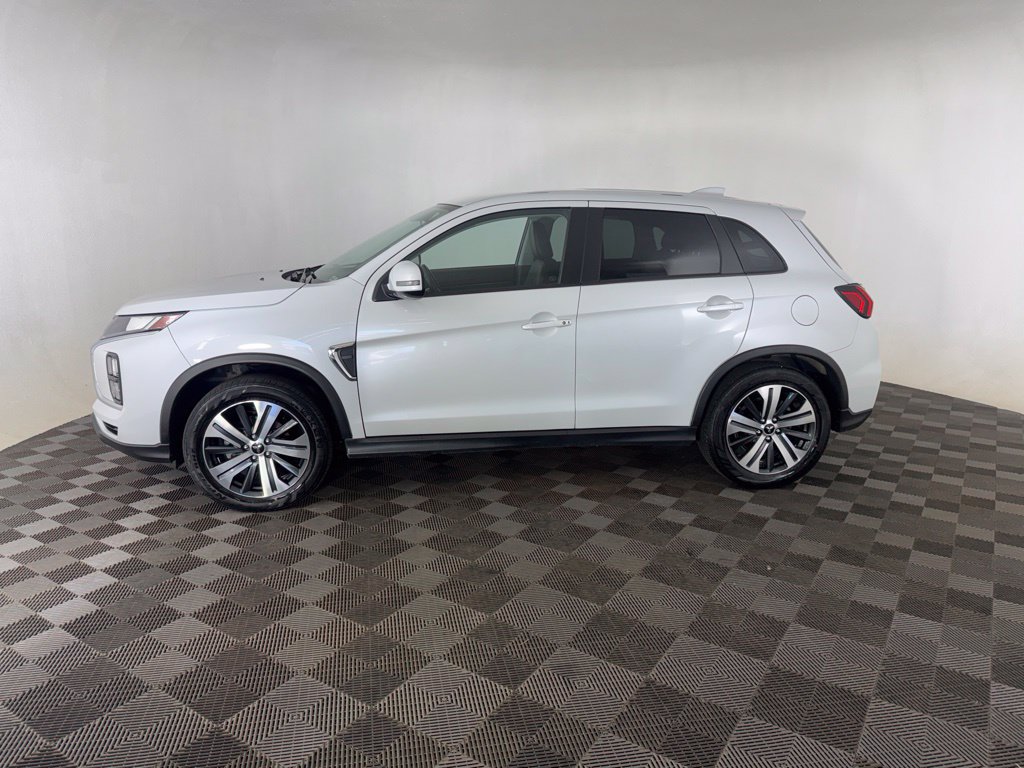 Used 2023 Mitsubishi Outlander Sport SE AWD/4WD image 9