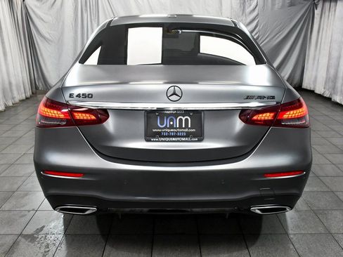 Used 2022 Mercedes-Benz E 450 4MATIC Sedan w/ Night Package image 5
