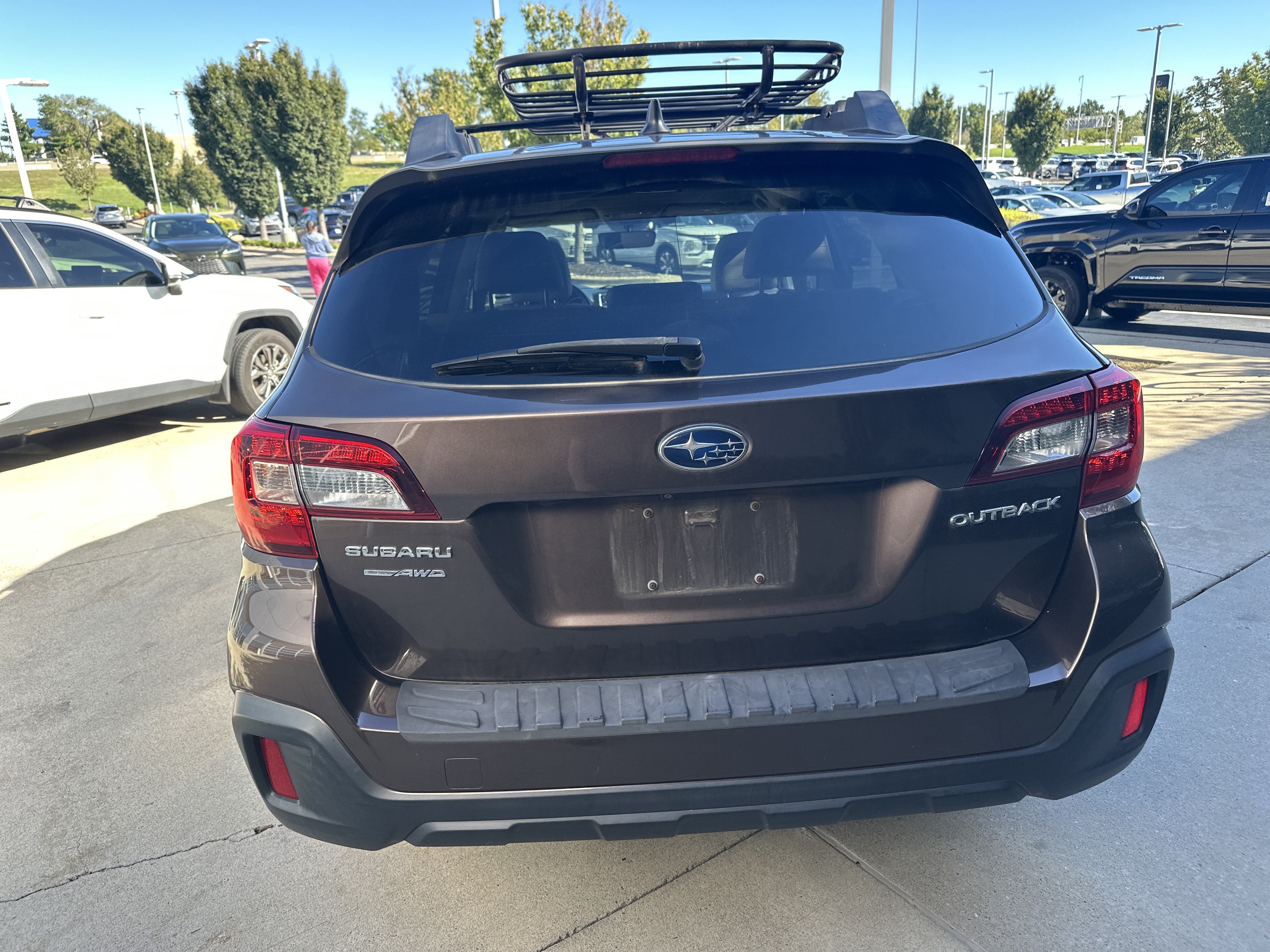 Used 2019 Subaru Outback 2.5i Limited AWD/4WD image 8