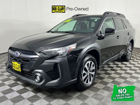Used 2023 Subaru Outback Premium AWD/4WD image 1