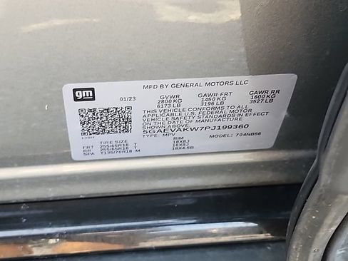 Certified 2023 Buick Enclave Essence AWD/4WD image 26
