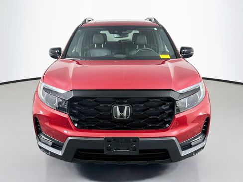 Used 2023 Honda Passport Elite image 2