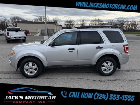 Used 2010 Ford Escape XLT image 6