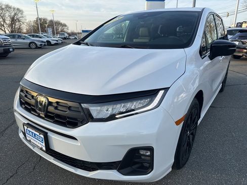 Certified 2025 Honda Odyssey Sport-L image 2
