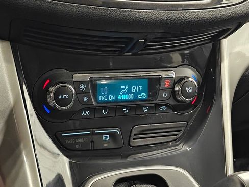 Used 2013 Ford Escape SEL w/ Class II Trailer Tow Pkg image 9