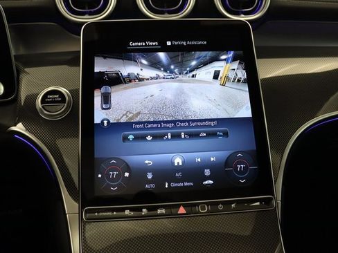 Used 2025 Mercedes-Benz GLC 350e 4MATIC image 31