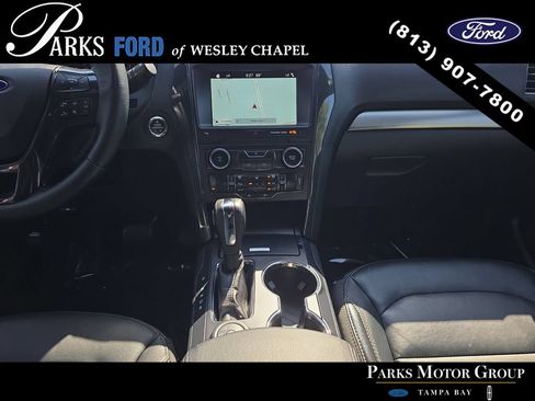 Certified 2018 Ford Explorer XLT w/ Equipment Group 202A AWD/4WD image 14