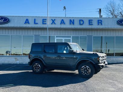 New 2025 Ford Bronco Outer Banks