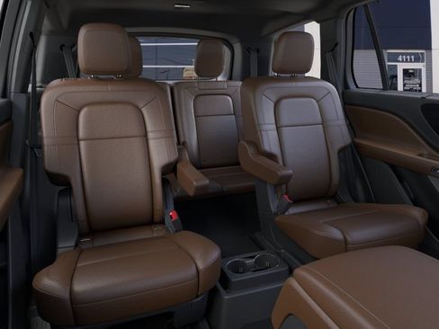 New 2026 Lincoln Aviator Reserve AWD/4WD image 11