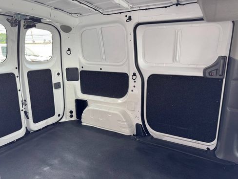 Used 2020 Nissan NV200 SV w/ Back Door Glass Package FWD image 13