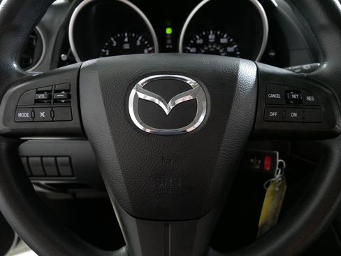 Used 2015 MAZDA MAZDA5 Sport image 25