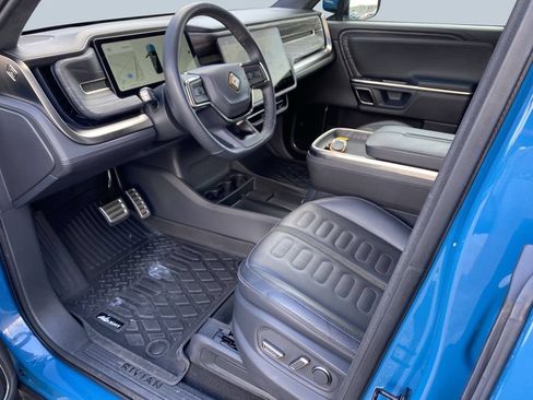 Used 2023 Rivian R1S Adventure AWD/4WD image 10