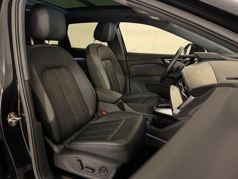 Used 2023 Audi Q4 e-tron Premium w/ Premium Plus RWD image 32