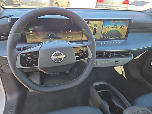 New 2026 Nissan Leaf Platinum+ image 34