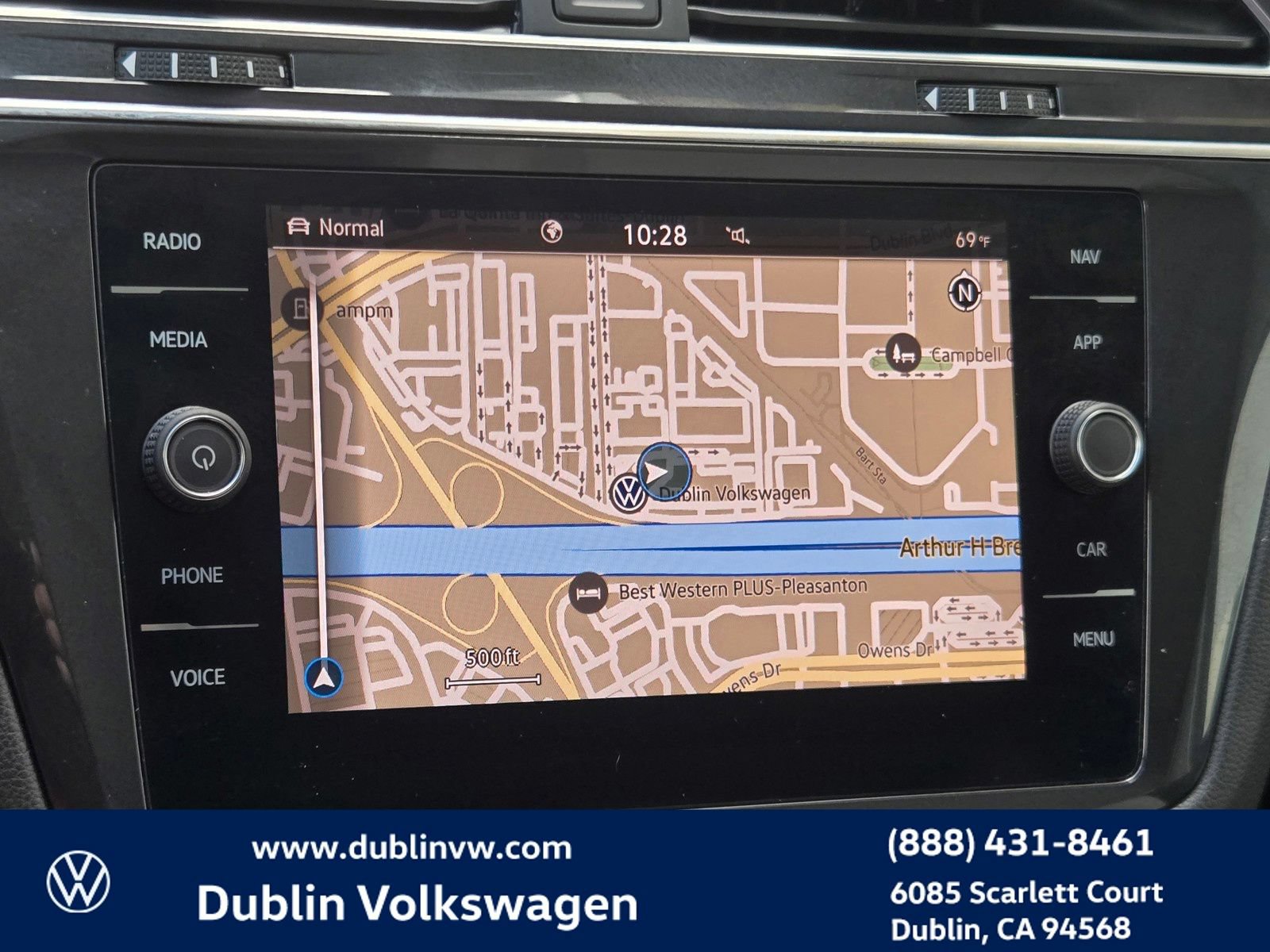 Used 2021 Volkswagen Tiguan SEL AWD/4WD image 15