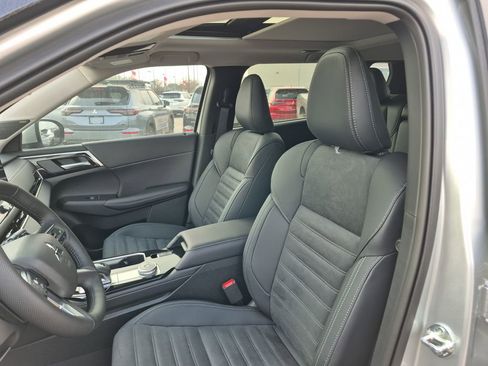 New 2026 Mitsubishi Outlander SE FWD image 48