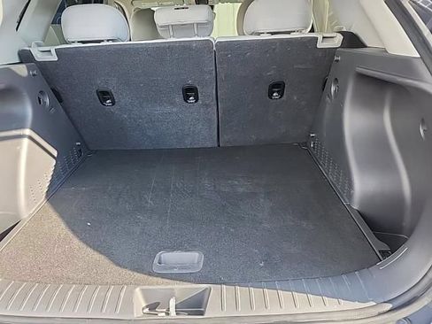 Used 2025 Hyundai Kona SEL FWD image 13