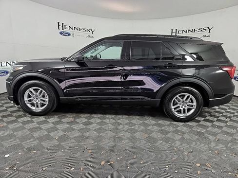 Used 2026 Ford Explorer Active w/ Active Comfort Package RWD image 7