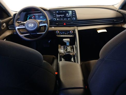 New 2026 Hyundai Elantra Hybrid FWD image 10