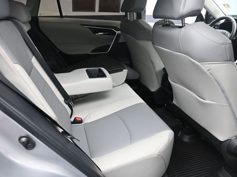 Used 2024 Toyota RAV4 XLE Premium image 26