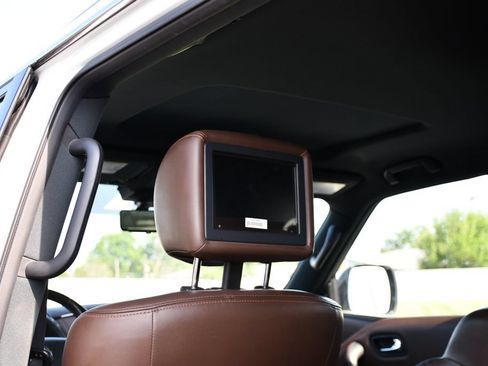 Used 2019 Nissan Armada Platinum w/ Captain's Chairs Package AWD/4WD image 21