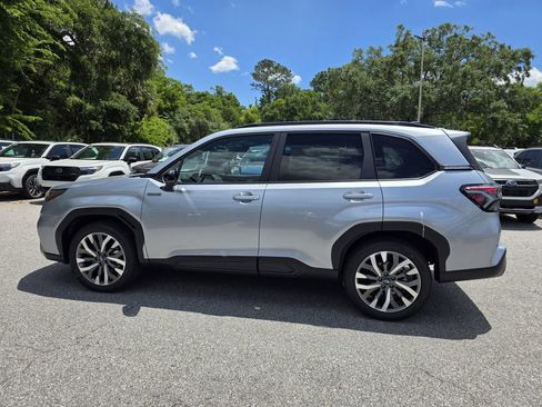 New 2026 Subaru Forester Touring AWD/4WD image 5