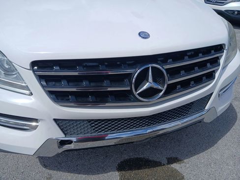 Used 2015 Mercedes-Benz ML 350 ML 350 Sport Utility 4D image 20
