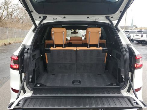 Used 2021 BMW X5 xDrive40i w/ M Sport Package image 8