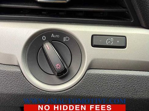 Used 2021 Volkswagen Passat 2.0T SE image 36