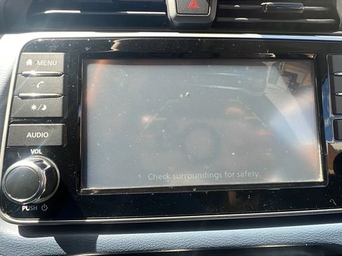 Used 2023 Nissan Versa SV image 20