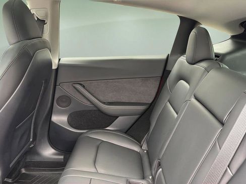 Used 2023 Tesla Model Y Long Range image 15