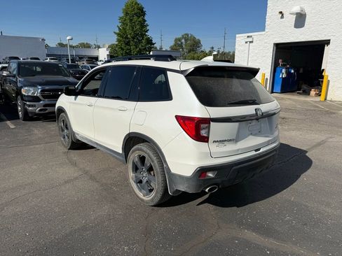 Used 2019 Honda Passport Elite image 2