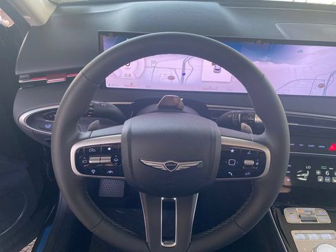 New 2026 Genesis GV70 2.5T AWD/4WD image 14