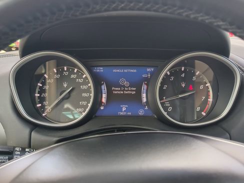 Used 2020 Maserati Levante S GranLusso image 29