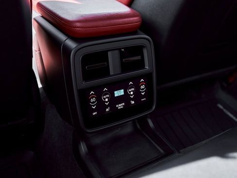 Used 2020 Porsche Taycan Turbo AWD/4WD image 50