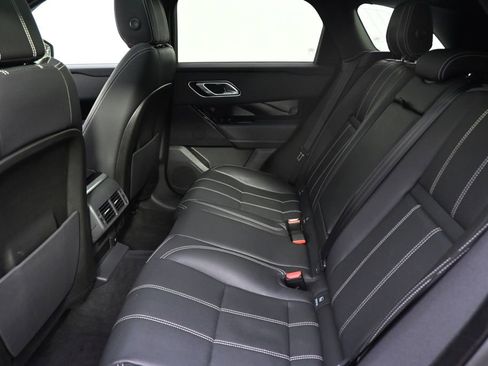 Used 2019 Land Rover Range Rover Velar S AWD/4WD image 17